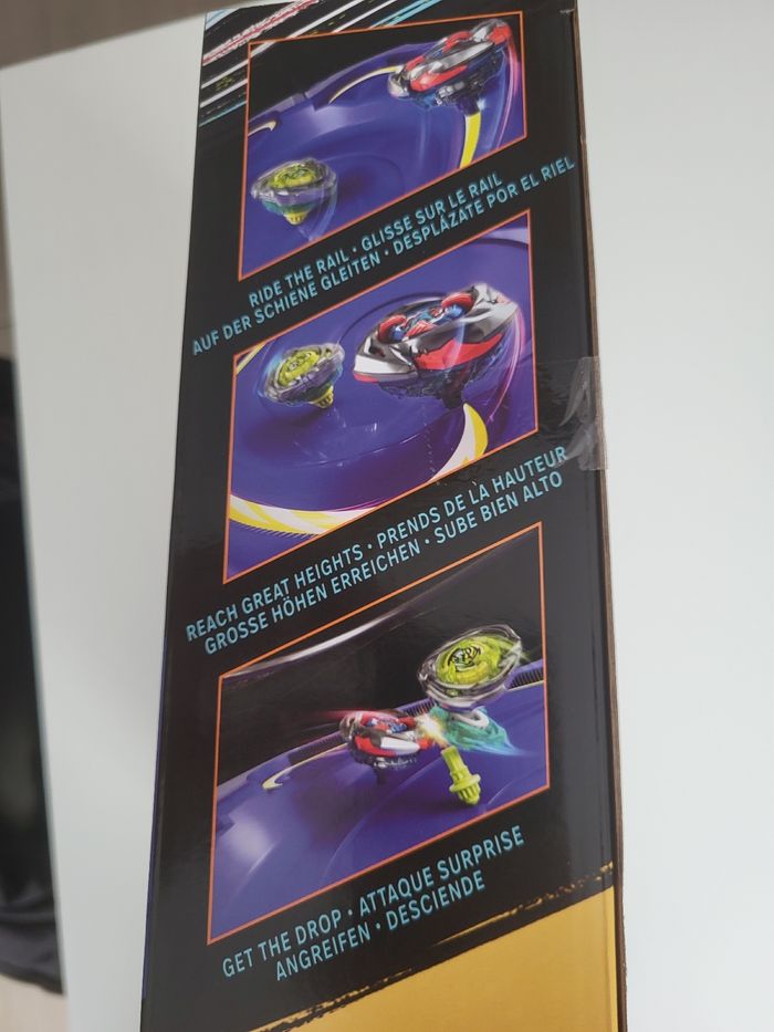 Arene Beyblade X Drop Attack Battle Set - photo numéro 3