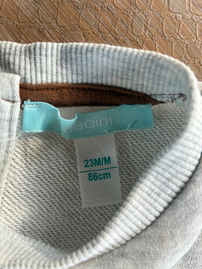 Pull 2 ans - photo numéro 2