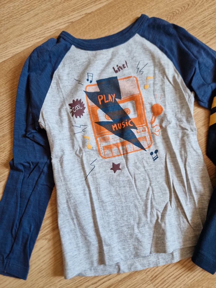 Lot de t-shirt okaidi taille 5 ans - photo numéro 2