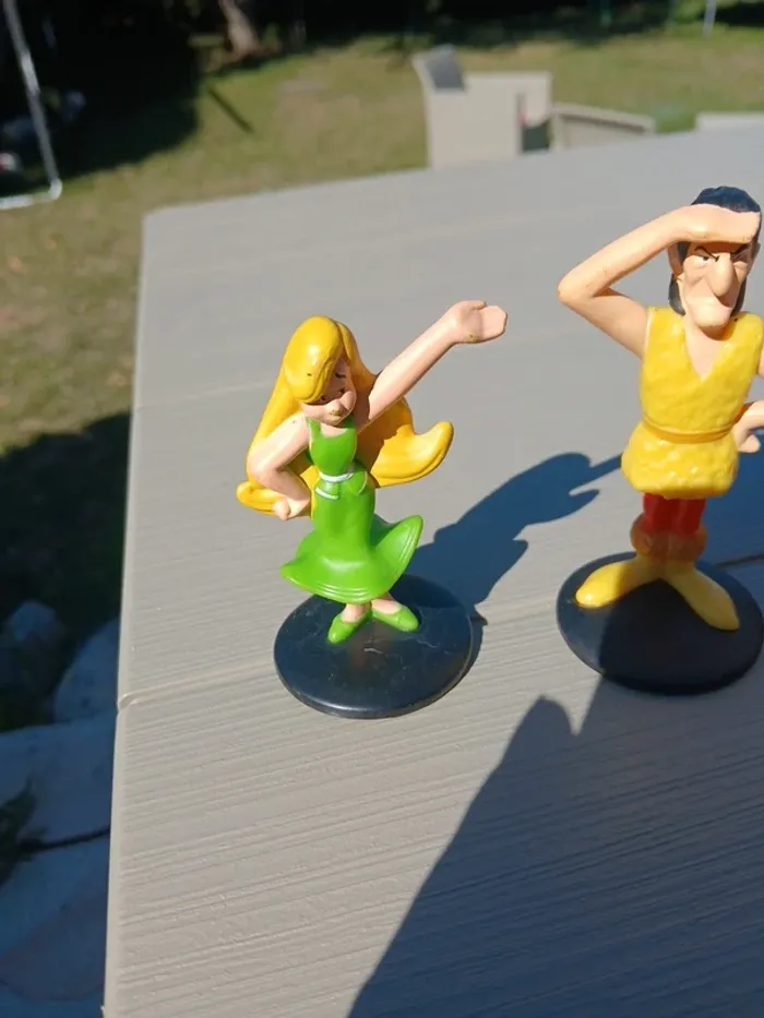 Lots figurines - photo numéro 2