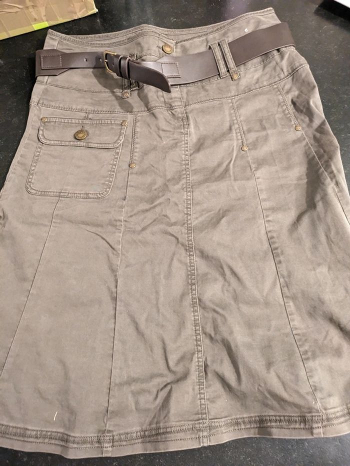 Diverses jupes - photo numéro 3