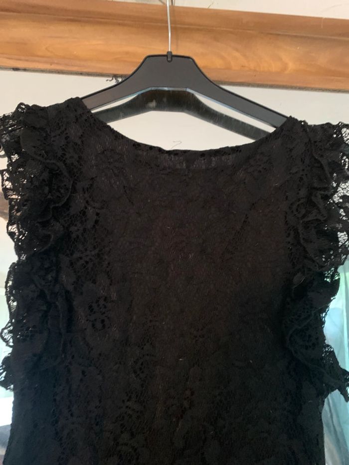 Robe dentelle taille S - photo numéro 2