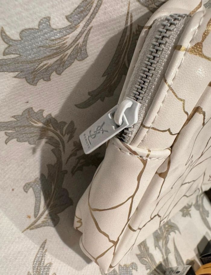 Trousse de maquillage - photo numéro 3