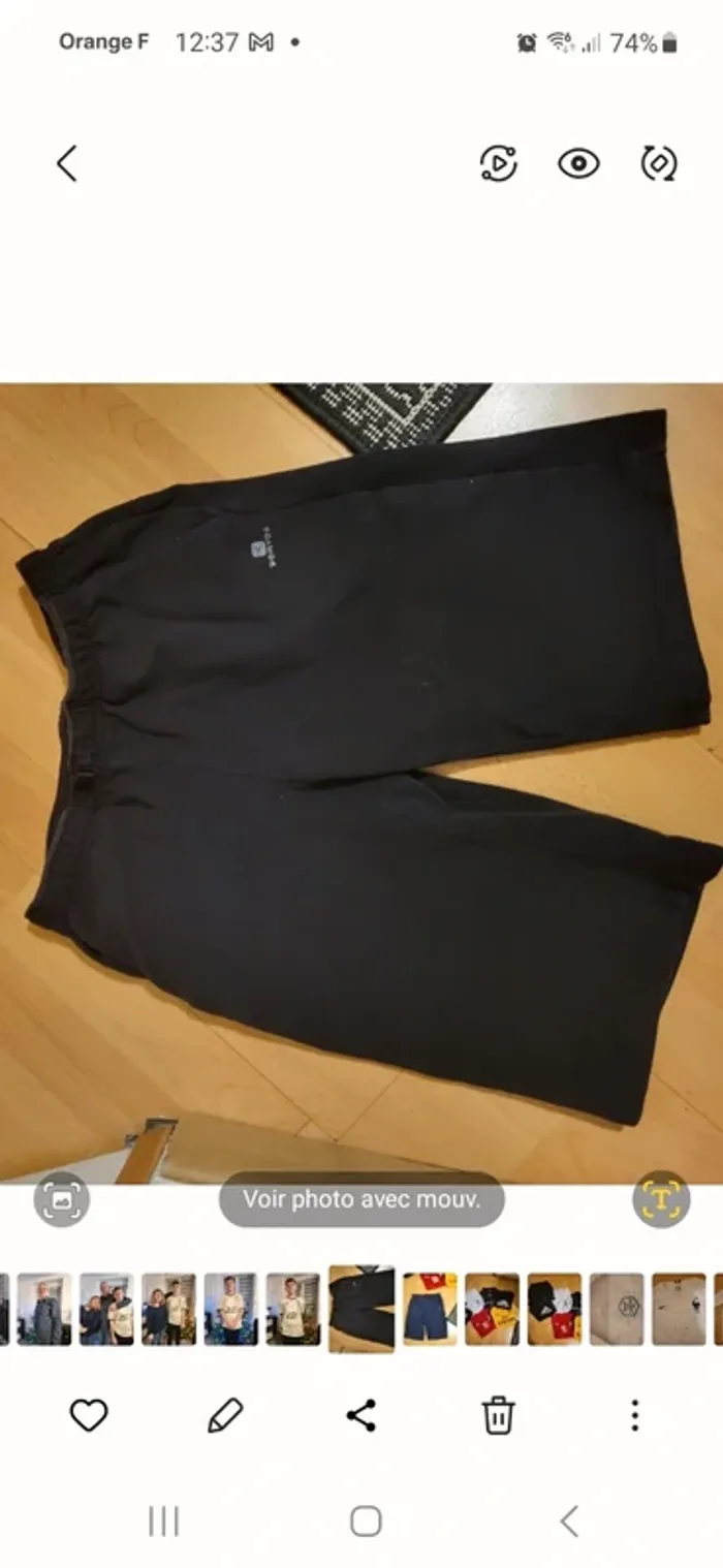 Vends lot de 2 short Décathlon ( 1 noir + 1 bleu marine)
