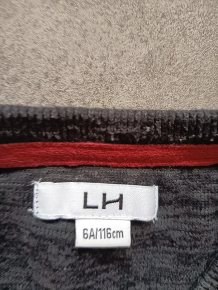 Gilet gris la halle 6 ans - photo numéro 4