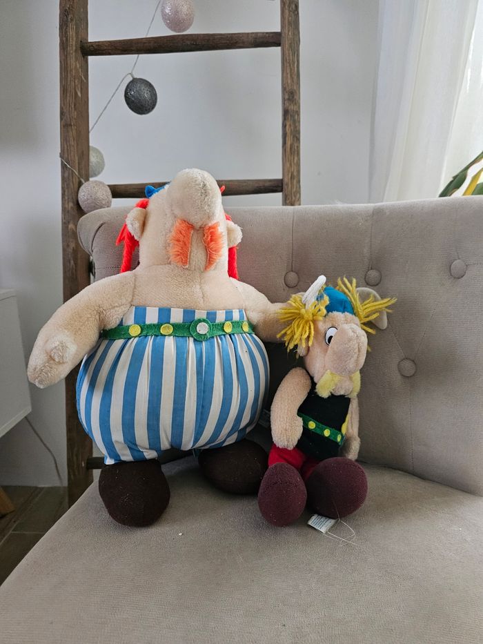 Lot de 2 peluches Asterix et Obélix - photo numéro 2