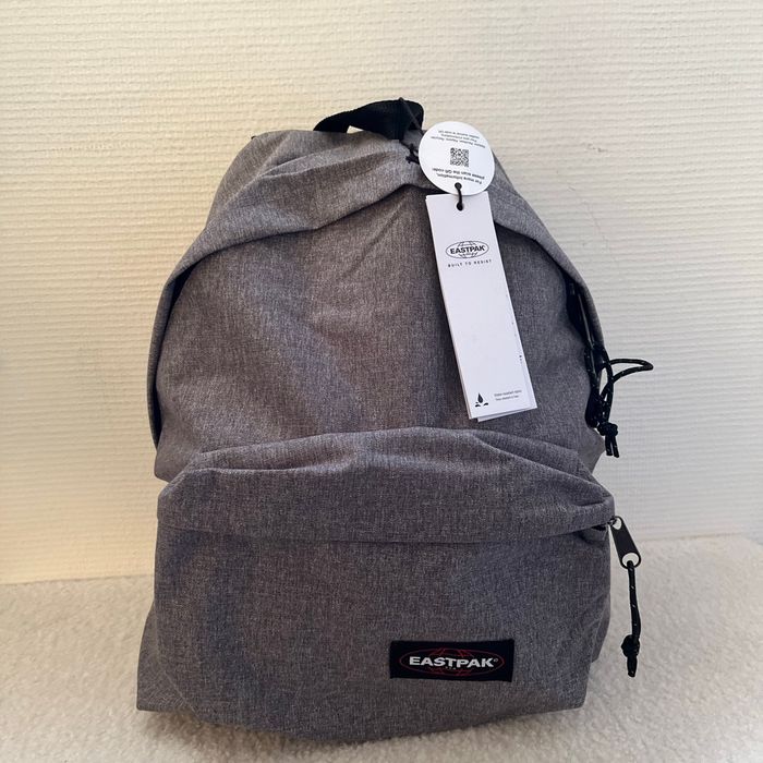 Sac à dos eastpak gris 24 Litres