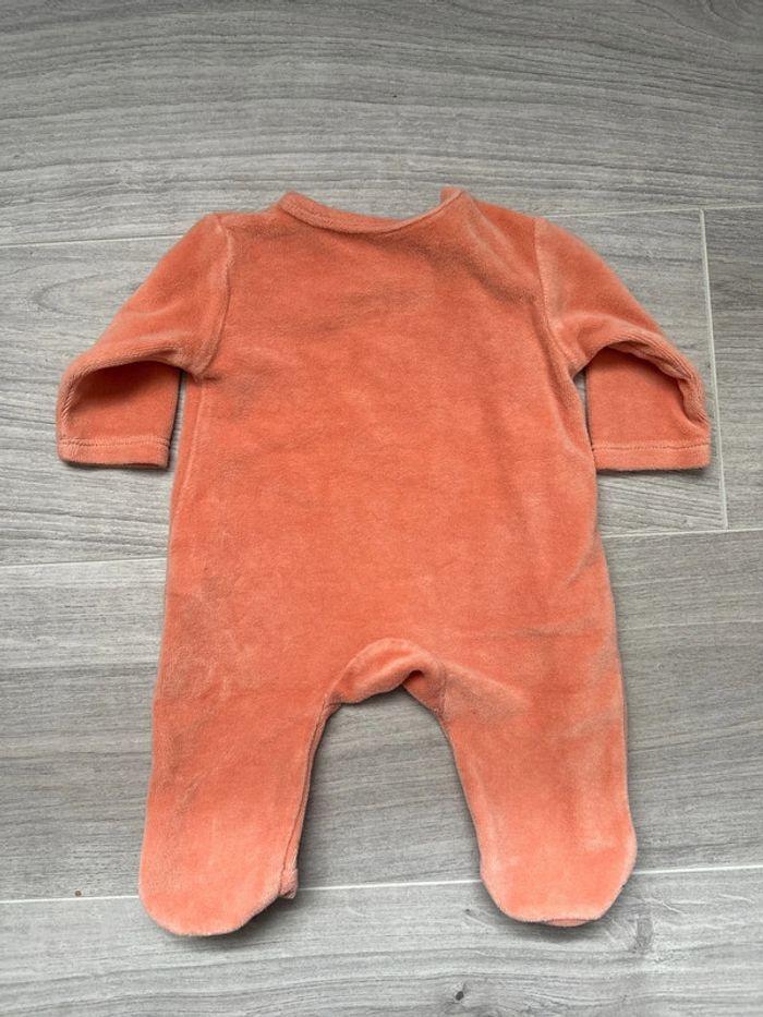 Pyjama 1 mois - photo numéro 2