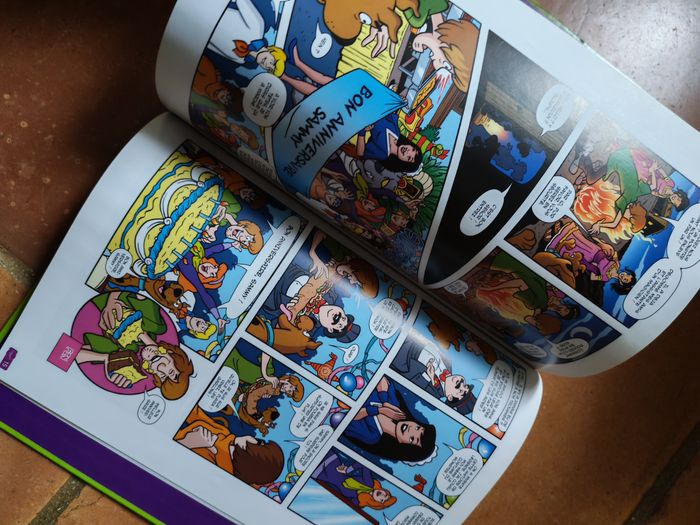 BD Scooby-Doo ! Le Scooby-gang en vacances - photo numéro 2
