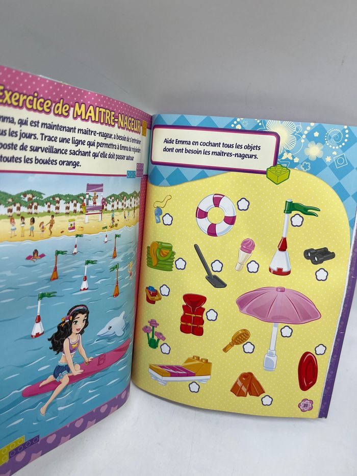 livre d’activité Magazine Lego Friends Les copines à la plage avec sa construction Neuf ! - photo numéro 4