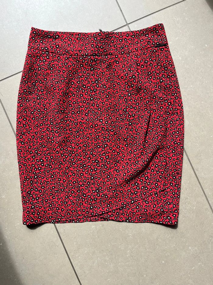 Jupe rouge à motifs one step M