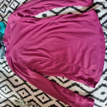 Lot de t-shirts sous vêtements de ski wedze Décathlon neufs jamais portés xl rose bleu noir