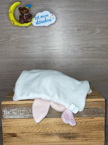 DDC153 doudou et compagnie lapin