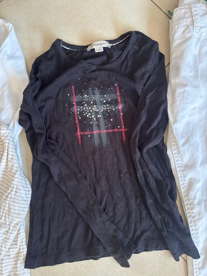 Lot vêtements fille 8 ans - photo numéro 2