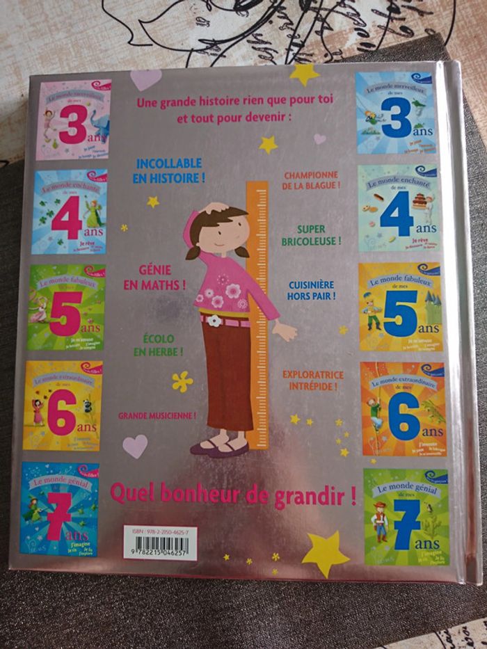 Livre le monde enchanté de mes 4 ans - photo numéro 2