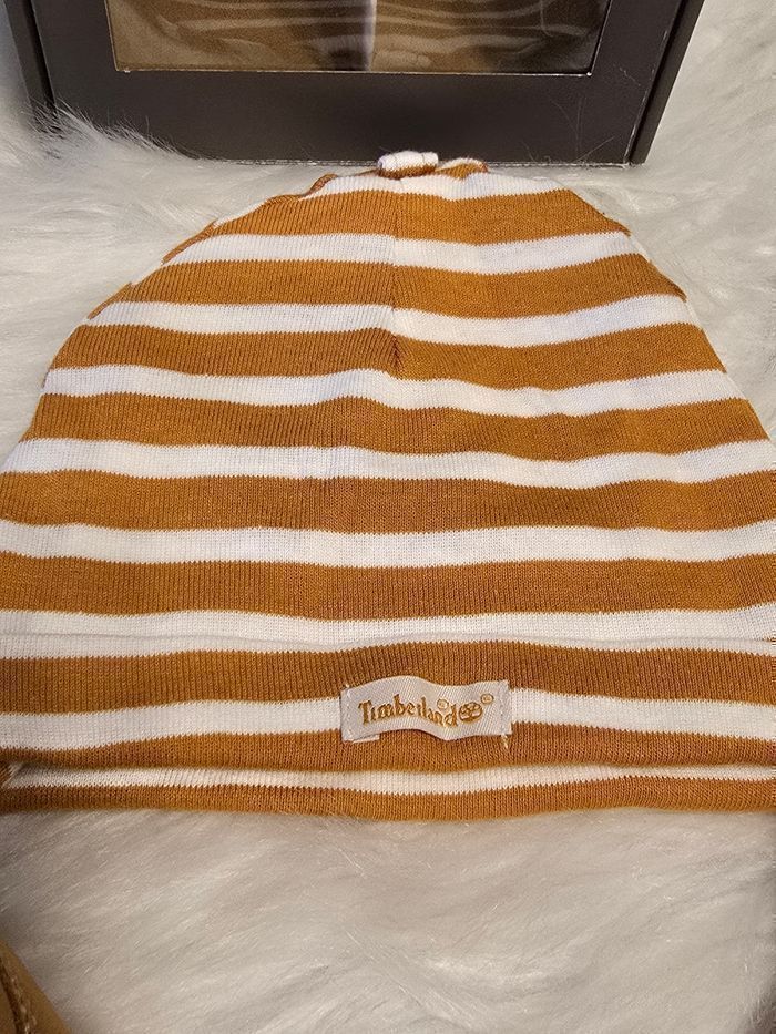 NEUFS! 🏷🤩🥰 SUBLIME ensemble chaussures pointure 17 et bonnet TIMBERLAND unisex !🤎😍🤩⚘️ - photo numéro 2