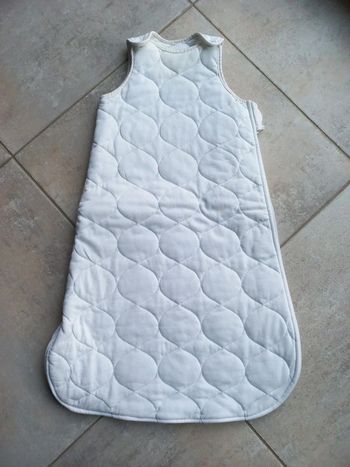 Gigoteuse blanche neuve 0/6 mois