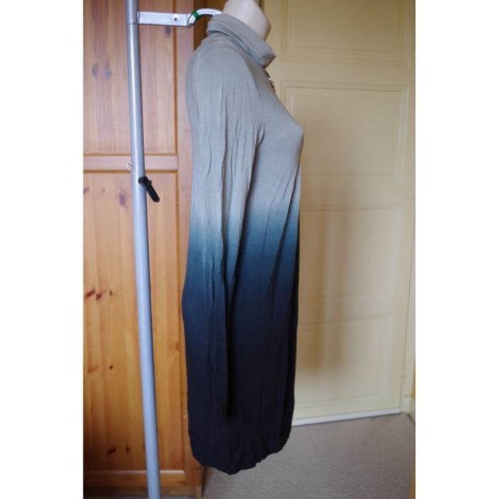 Robe mi-longue Marque SO ET SO COOL T40 - photo numéro 2