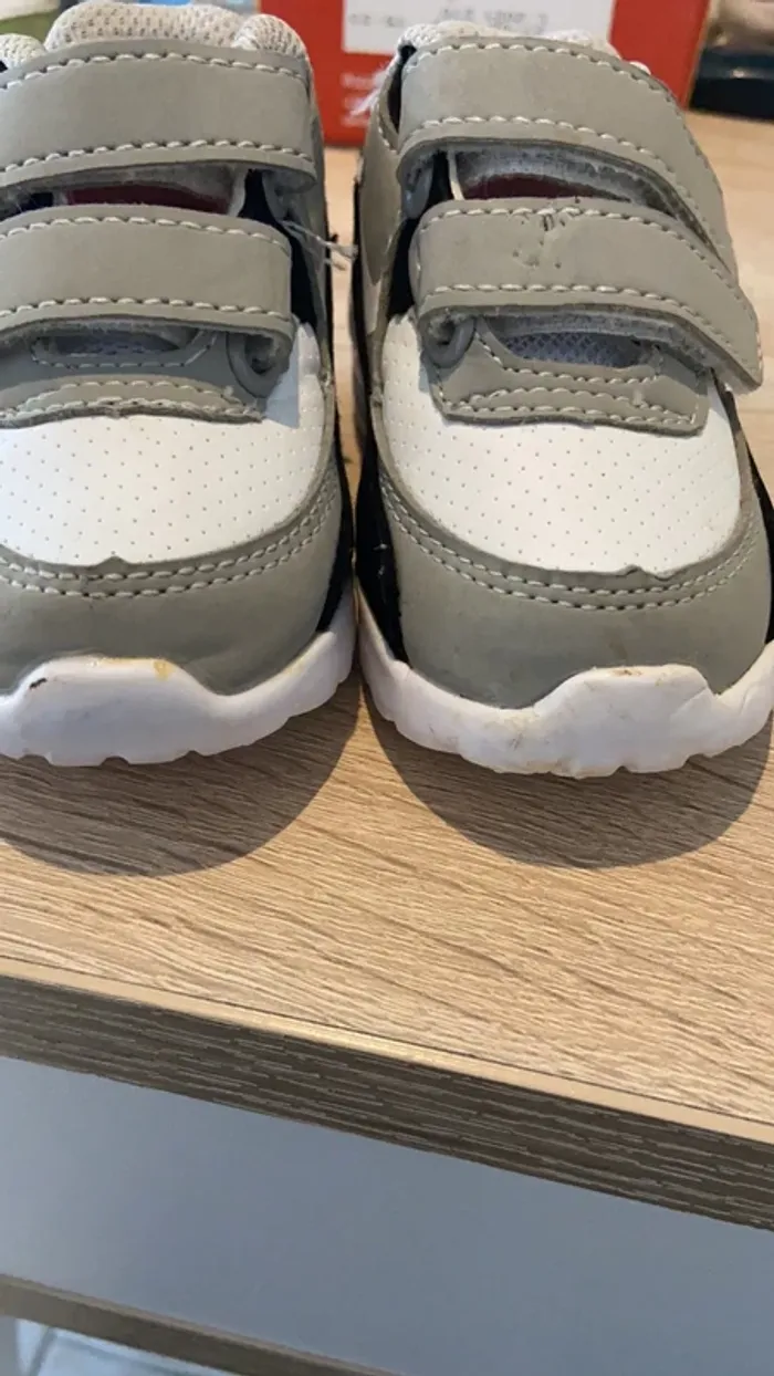Baskets Nike air - photo numéro 2