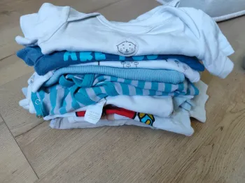 Gros lot complet vêtements 6 mois garçon