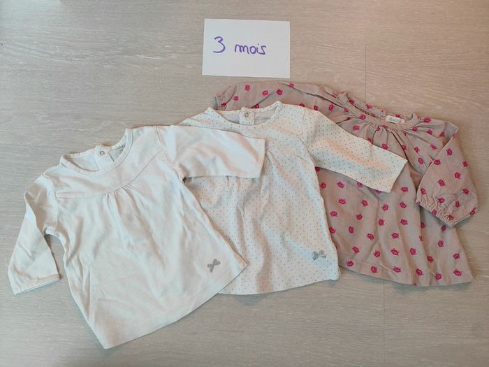 Maillots / t shirt à longues manches 3 mois
