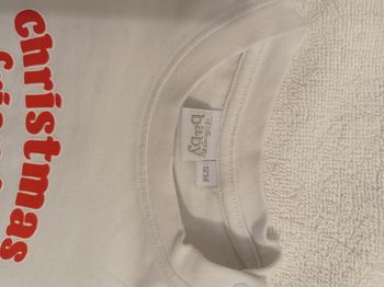 Marque Disney baby taille 12 mois pull manches longues deux boutons sur l'épaule