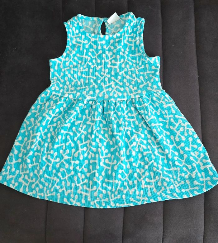 Lot 3 robe fille 2 ans – Parfait état 🌸 - photo numéro 2
