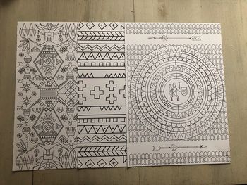 lot de 3 coloriages neufs