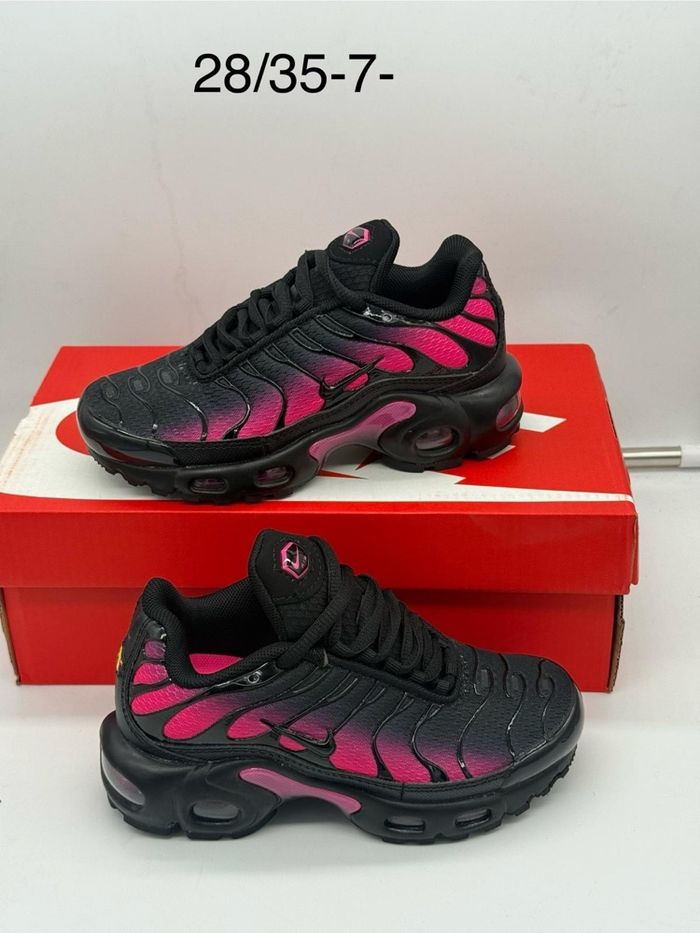 Nike tn noir rose fuchsia 33