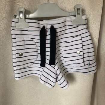 Short jersey blanc rayé marine 3 ans Okaidi