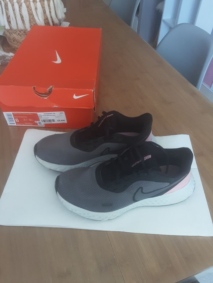 Baskets Nike - photo numéro 1