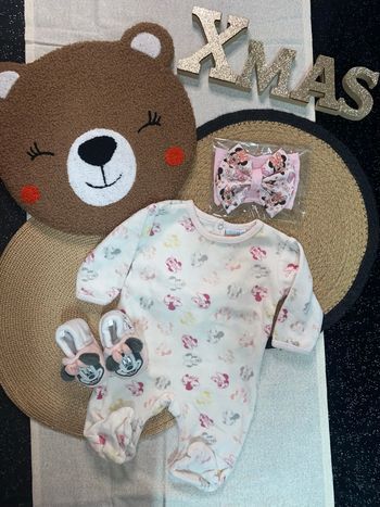 Pyjama et chaussons minnie Disney 3mois