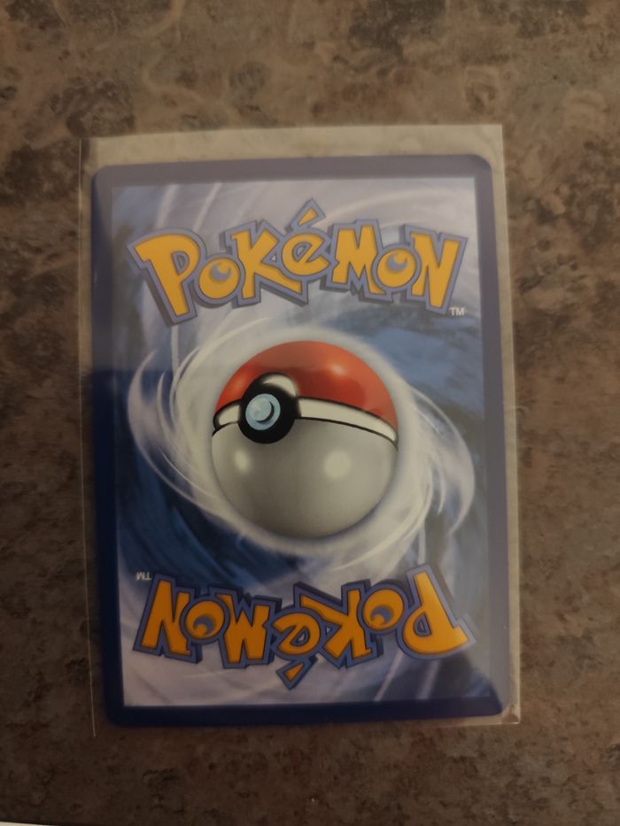 📦 Carte Pokémon Promo Jumbo – Lugia EX 082/131
Série : Évolutions Prismatiques (Stamp) - photo numéro 2