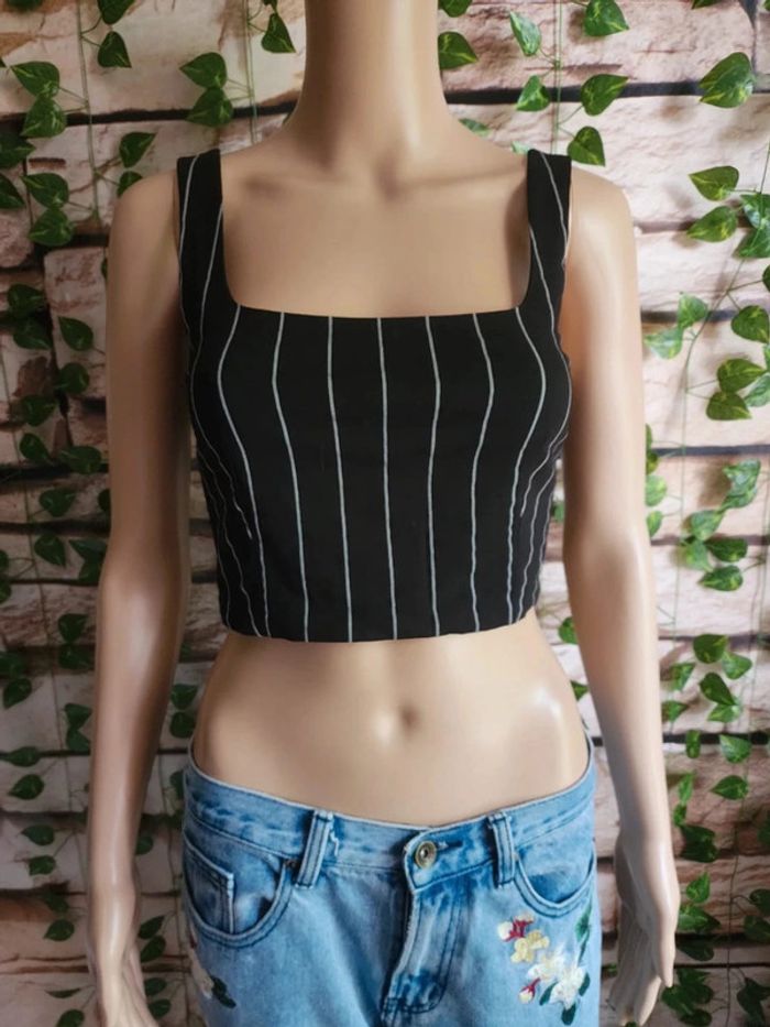 🌸Croptop H&M Divided Taille 38🌸
