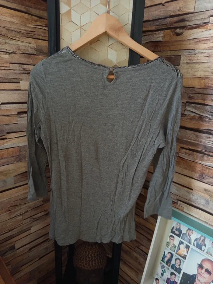 Tshirt manche 3/4 gris argenté - photo numéro 5