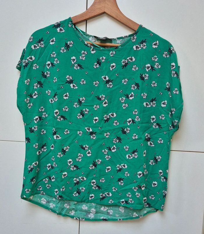 Haut vert primark 36
