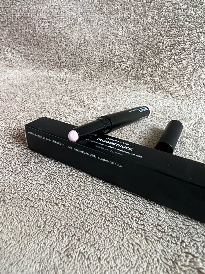 Ombre à paupières stick Bubbly Younique