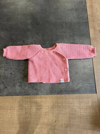 Brassière en tricot bébé taille 0-1 mois