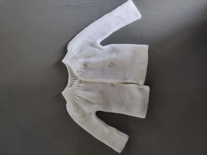 Gilet et bonnet bébé taille naissance