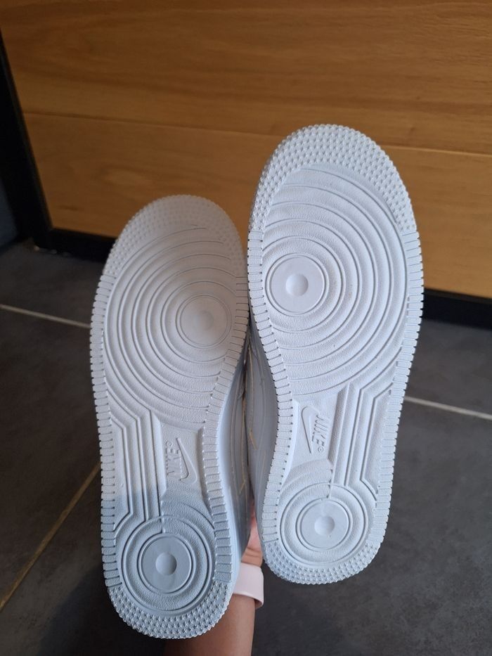 Nike Air Force 1 Taille 39 - photo numéro 5
