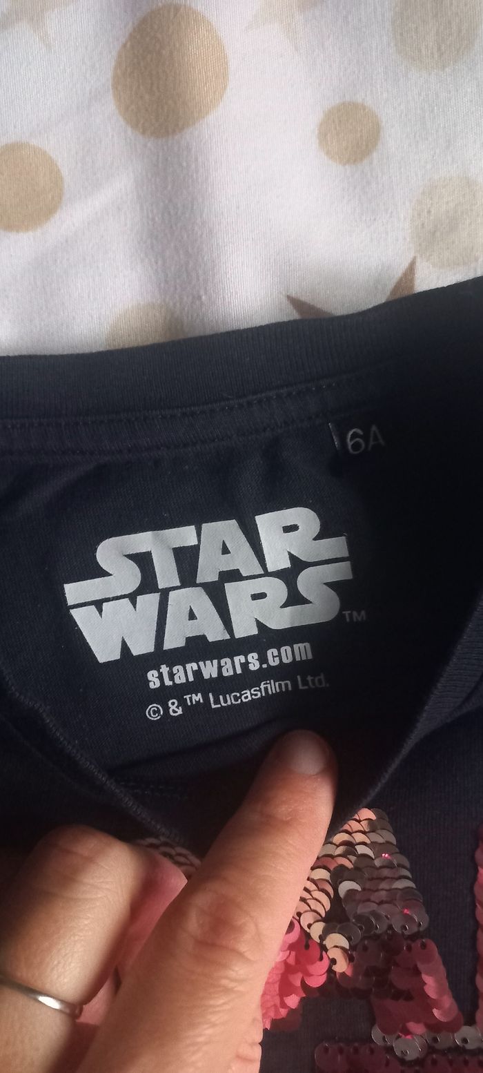 Tee shirt Star Wars 6 ans. - photo numéro 2