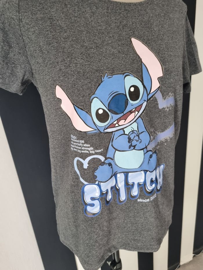 Tee-shirt Stich neuf - photo numéro 2