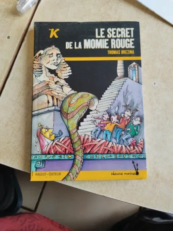 Le secret de la momie rouge