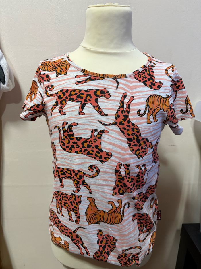 T shirt fille taille 110/116