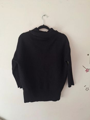 Pull noir
