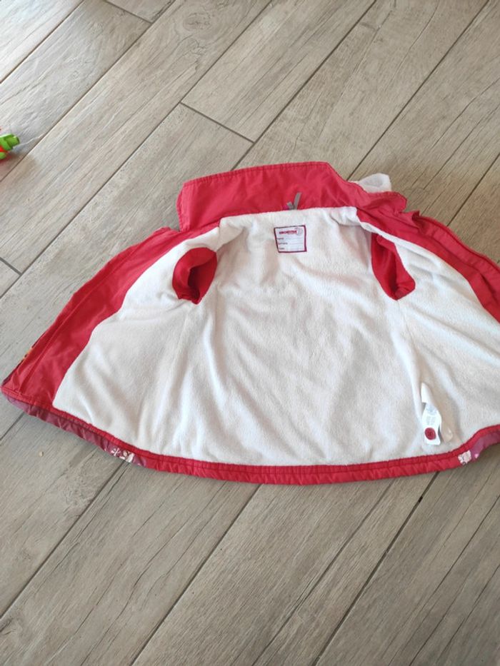 Veste rouge chaude à capuche 18 mois fille - photo numéro 3