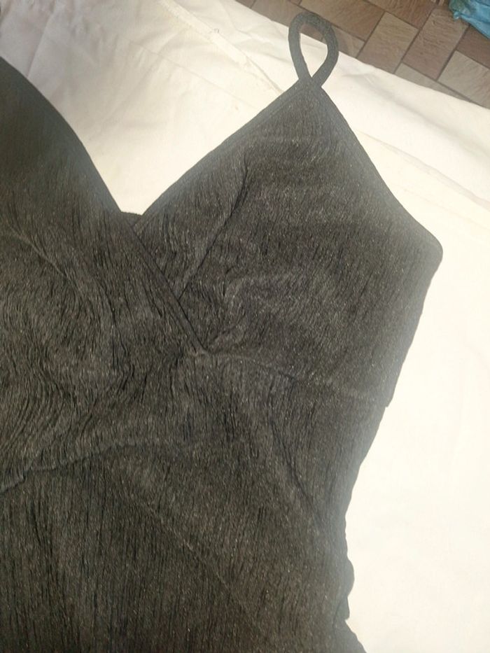 Robe moulante - photo numéro 3