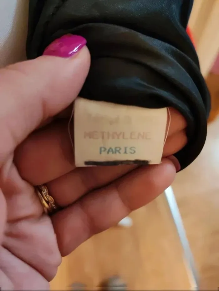 Robe cintrée taille 38 bicolore noire rouge Léa Lauryl Paris - photo numéro 7