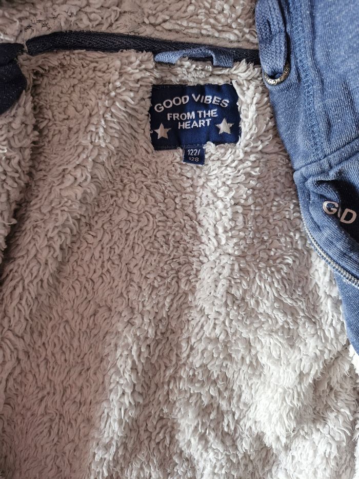 Superbe veste zippée, fourrée, a capuche - photo numéro 7