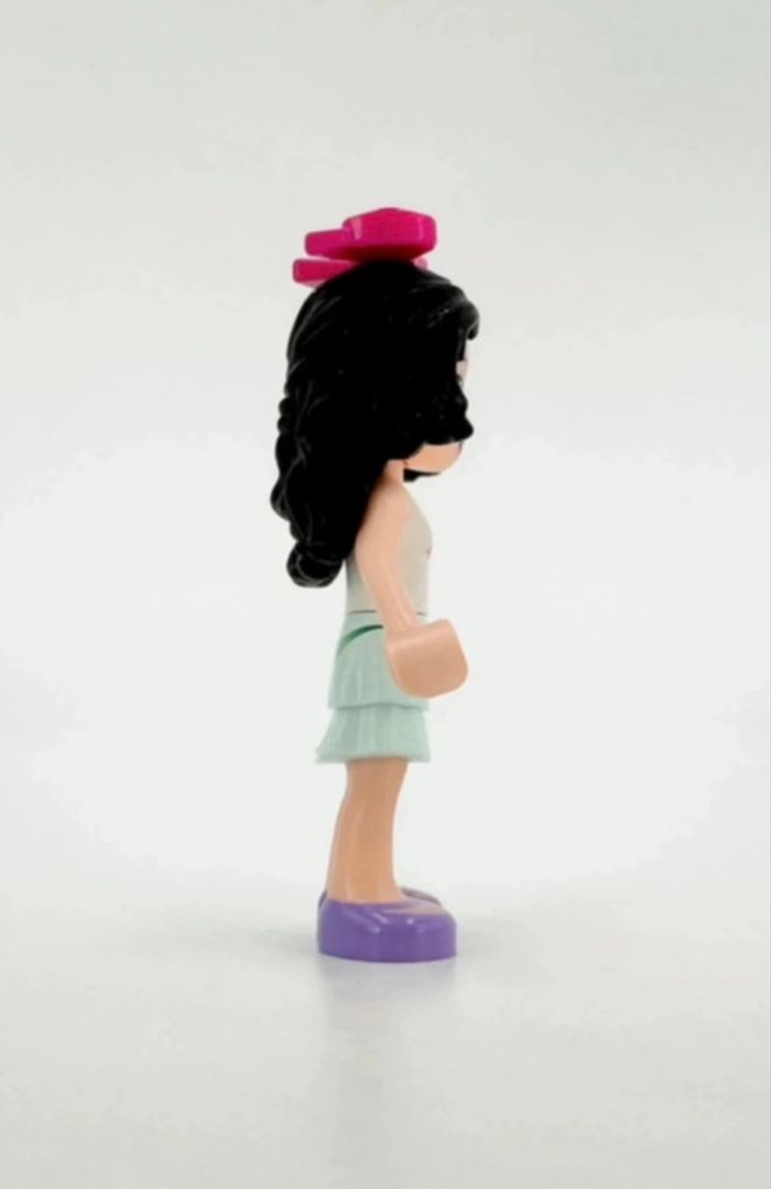 Lego Figurines Friends : Emma, noeud rose 🎀 dans les cheveux - photo numéro 4